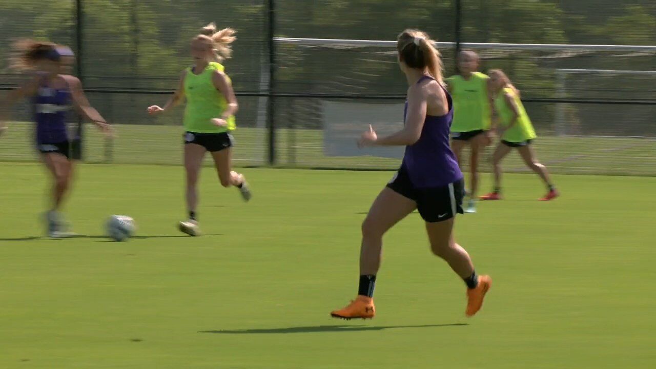 Racing Louisville's Emily Fox returning to US Women's National Team for a second year